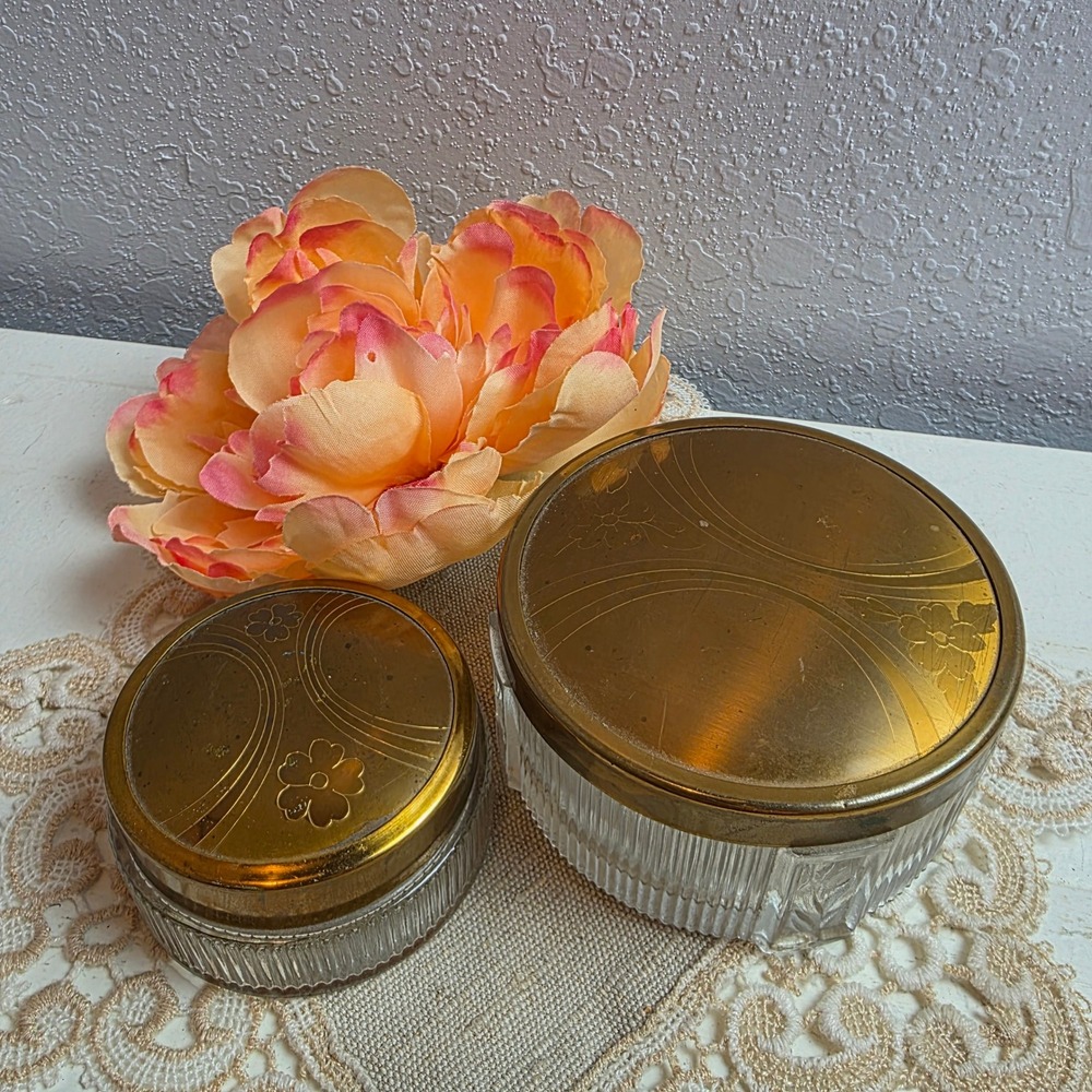 Vintage Glass Vanity Jar‎ Set 2pc Floral Etched Brass Lids Ribbed Clear Glass